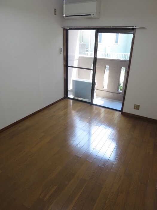 物件内観写真12　(居室)