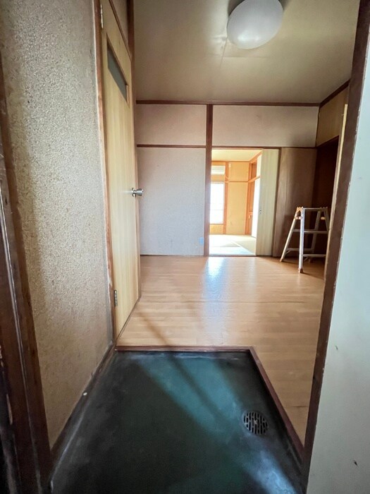 物件内観写真18　(玄関)