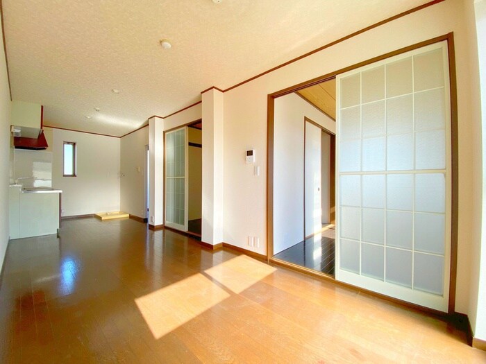 物件内観写真7　(居室)