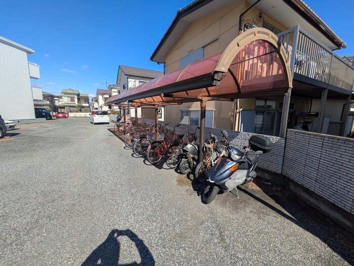 物件外観写真5　(駐輪場)