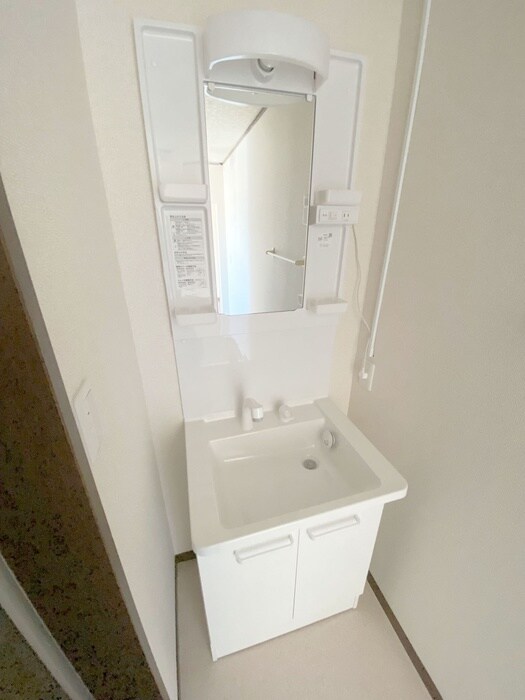 物件内観写真13　(収納)