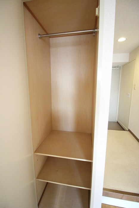 物件内観写真10　(収納)