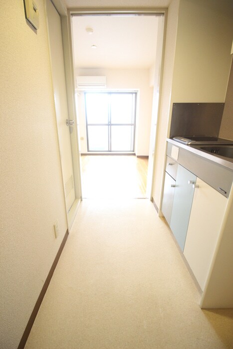 物件内観写真17　(廊下)