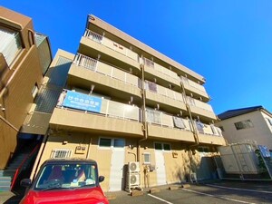 メゾンエクセル外観写真