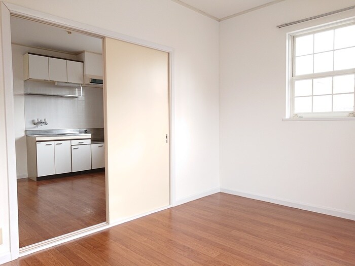 物件内観写真8　(居室)