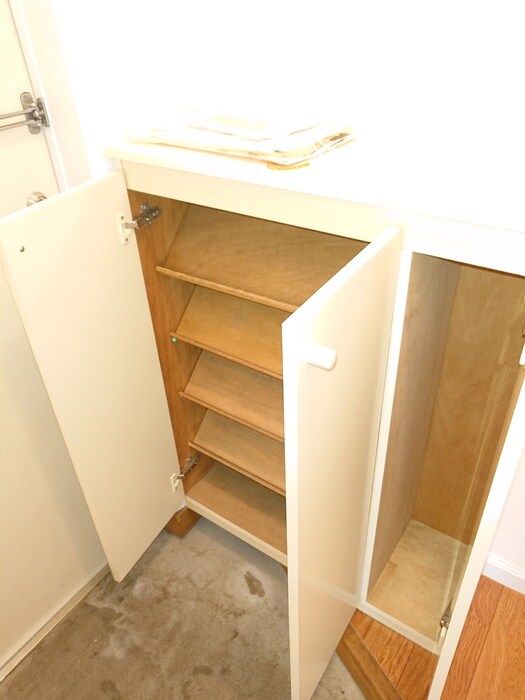 物件内観写真22　(靴箱)