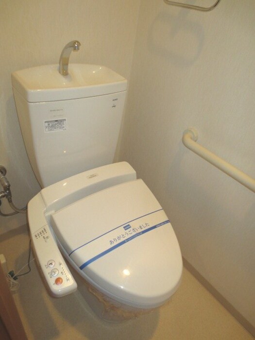 物件内観写真10　(トイレ)