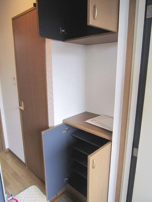 物件内観写真16　(靴箱)