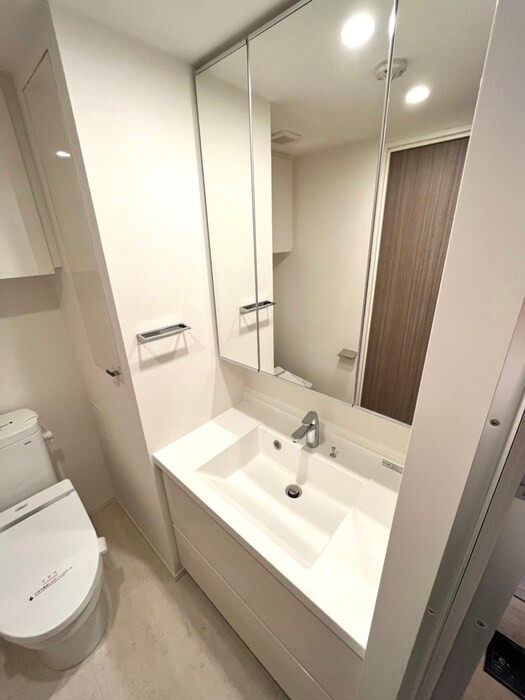 物件内観写真11　(洗面)