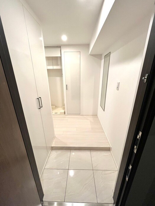 物件内観写真19　(玄関)