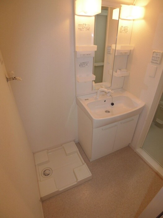 物件内観写真10　(洗面)