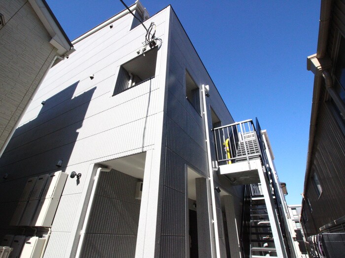 物件外観写真1　(外観写真)