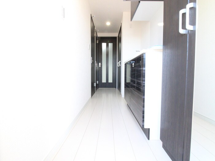 物件内観写真17　(廊下)