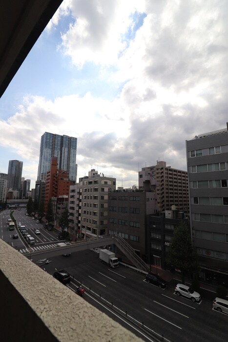 物件内観写真16　(室内からの展望)