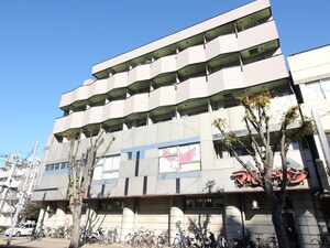 郡慶マンション６外観写真
