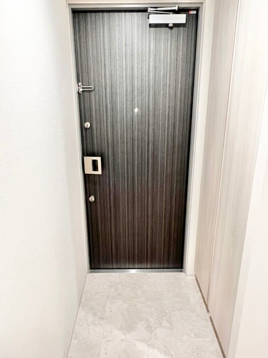 物件内観写真19　(玄関)