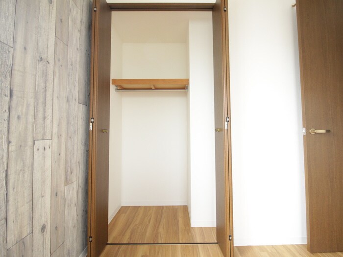 物件内観写真13　(収納)