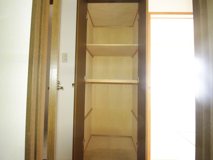 物件内観写真20　(収納)