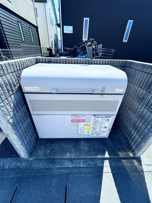 物件外観写真6　(建物設備)