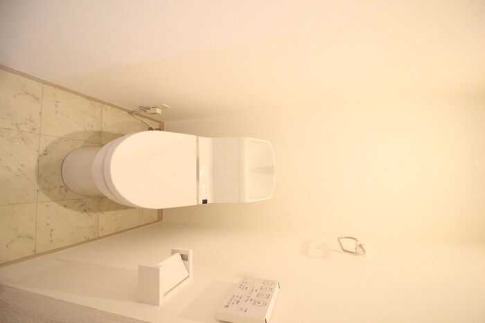 物件内観写真15　(トイレ)