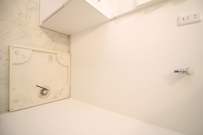 物件内観写真17　(洗濯機置場)