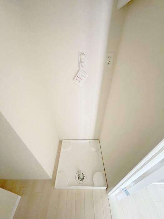 物件内観写真15　(洗濯機置場)