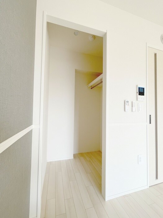 物件内観写真16　(収納)