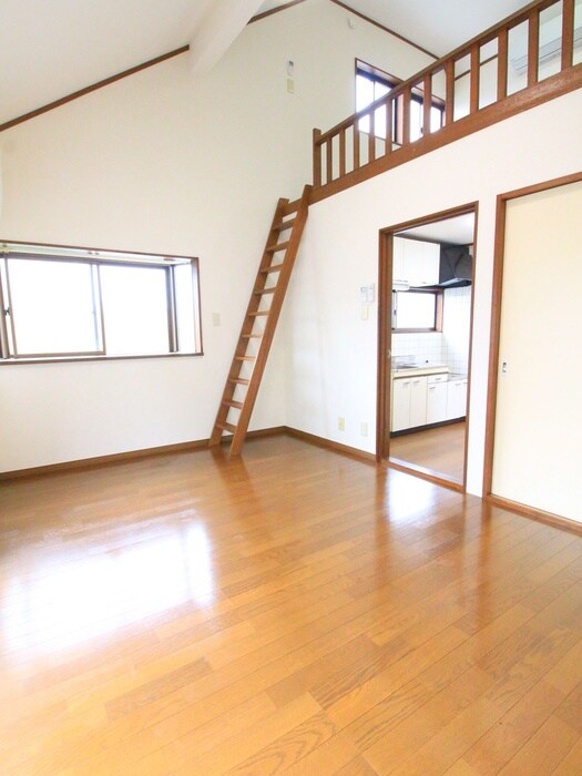 物件内観写真5　(居室)