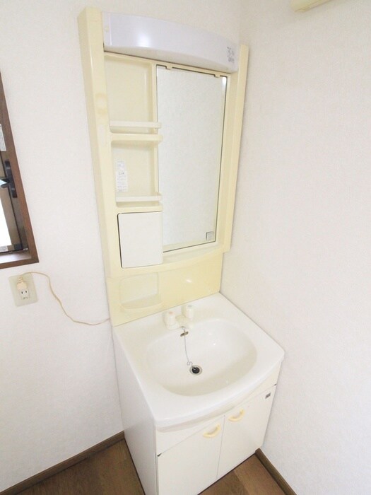 物件内観写真9　(洗面)