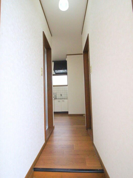 物件内観写真15　(玄関)