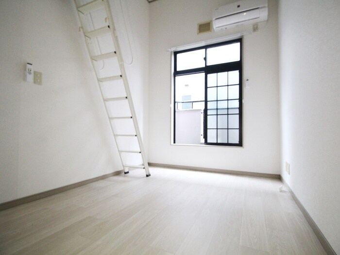 物件内観写真7　(居室)