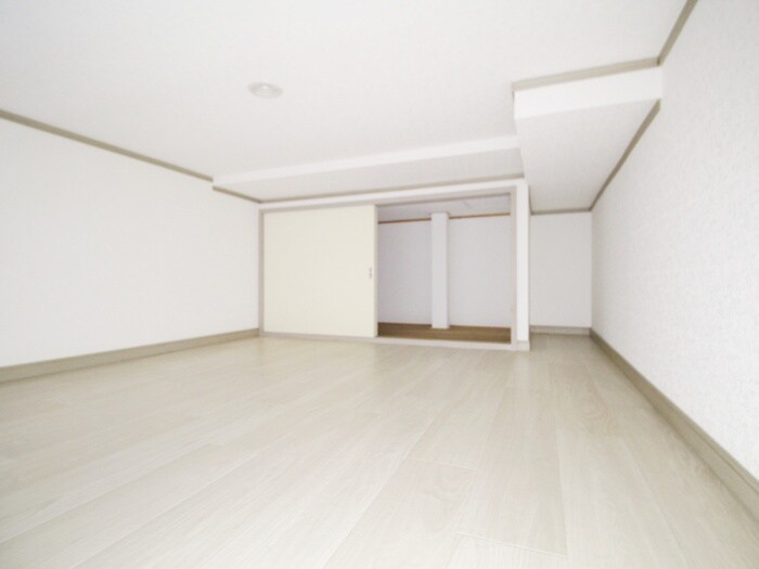 物件内観写真9　(ロフト)