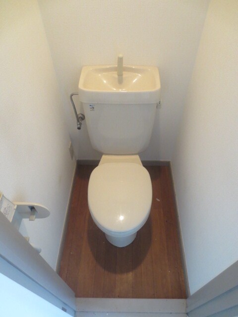 物件内観写真11　(トイレ)