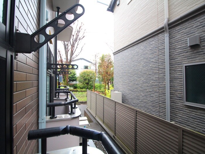 物件内観写真16　(室内からの展望)