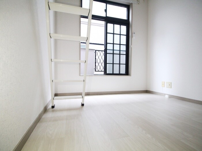 物件内観写真17　(居室)