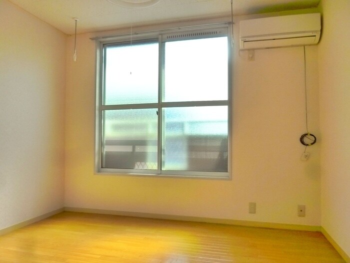 物件内観写真6　(居室)