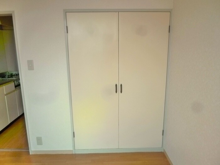 物件内観写真9　(収納)