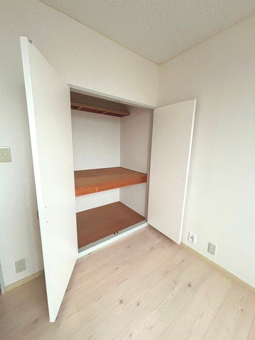 物件内観写真13　(収納)