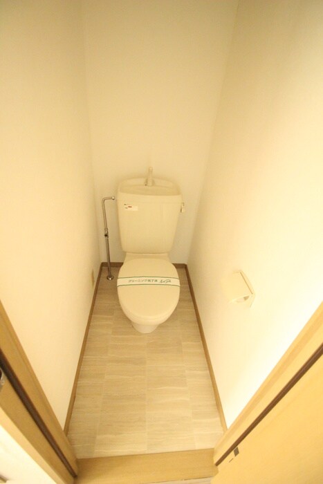 物件内観写真15　(トイレ)