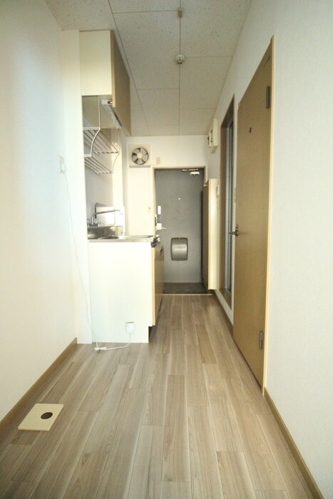 物件内観写真17　(廊下)