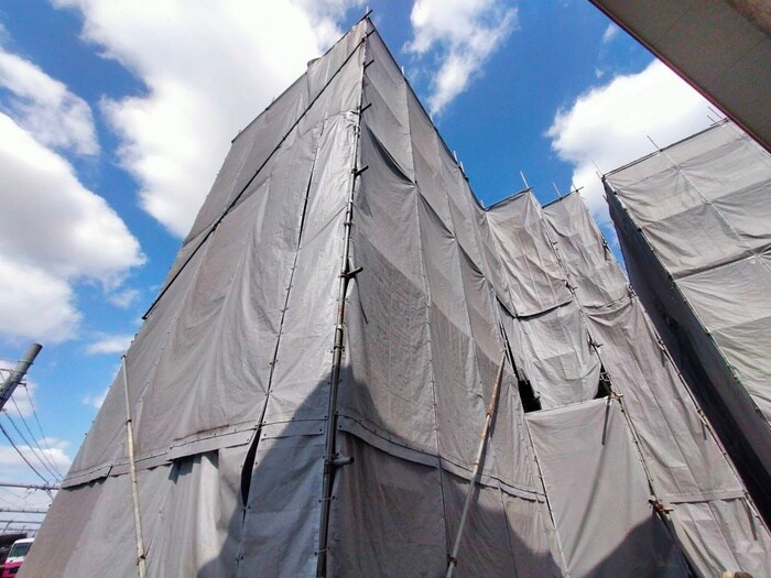 物件外観写真1　(建築中)