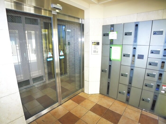 物件外観写真4　(建物設備)