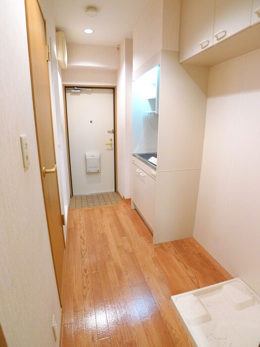 物件内観写真14　(廊下)