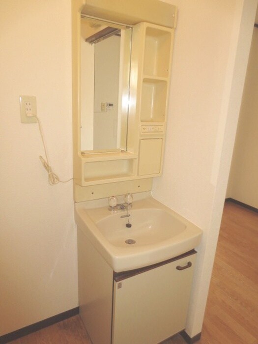 物件内観写真11　(洗面)