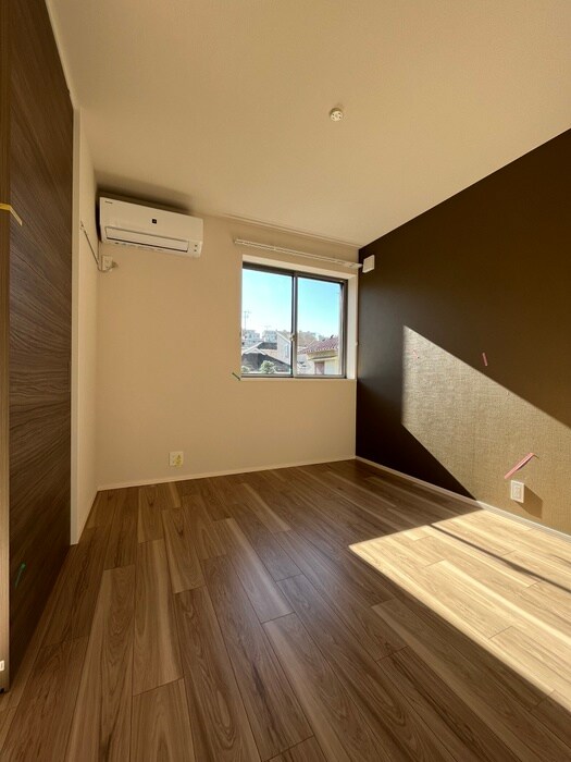 物件内観写真10　(居室)