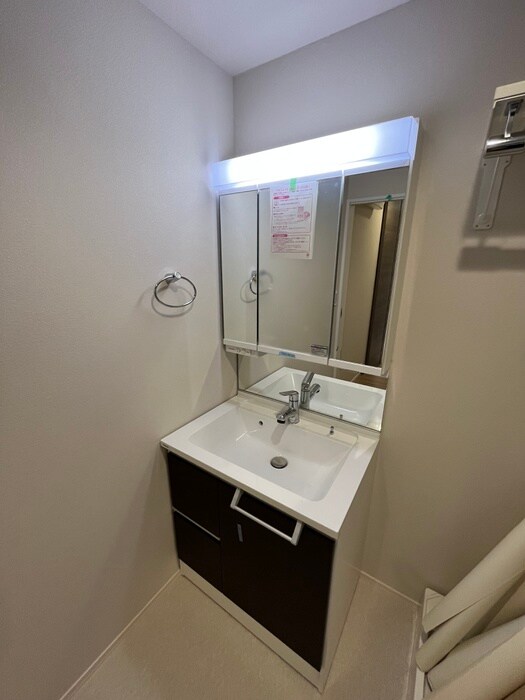 物件内観写真15　(洗面)