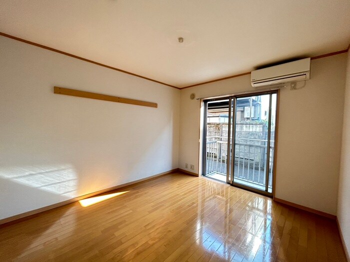 物件内観写真6　(居室)