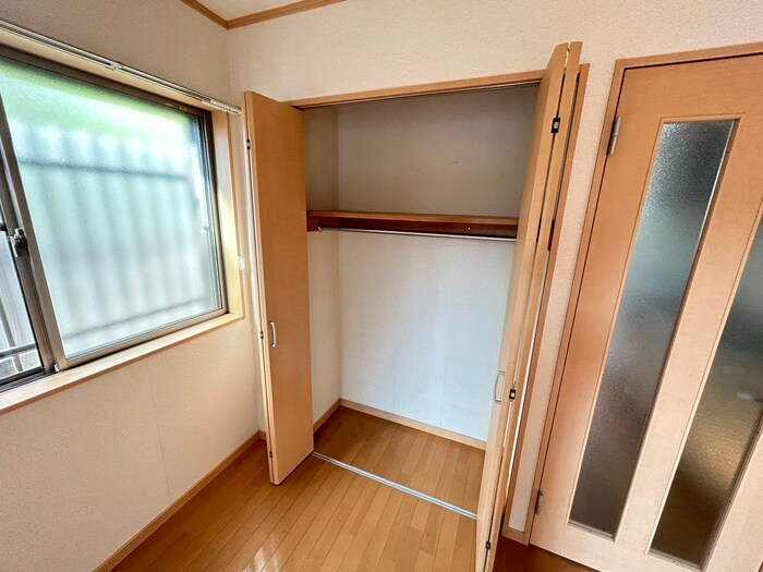 物件内観写真15　(収納)