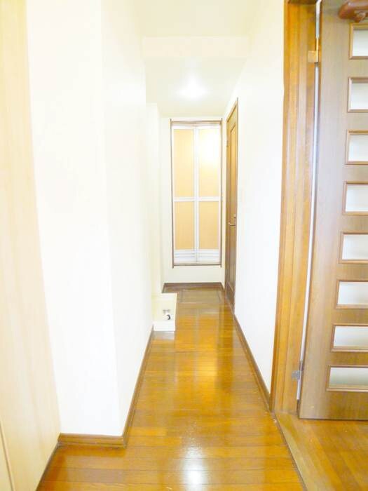 物件内観写真17　(廊下)