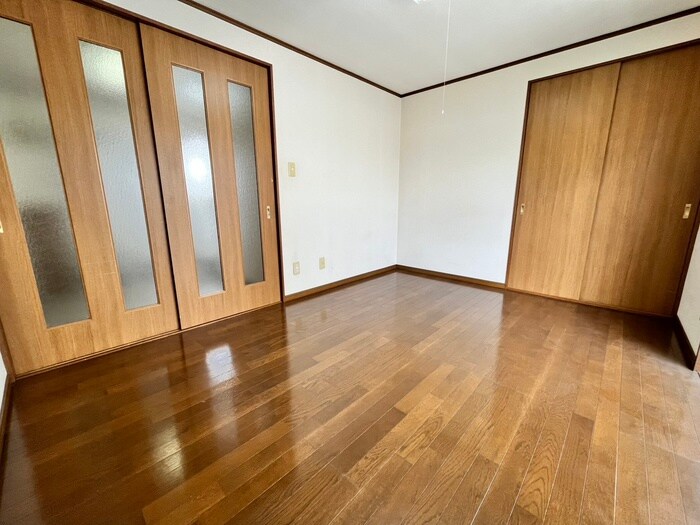 物件内観写真10　(居室)